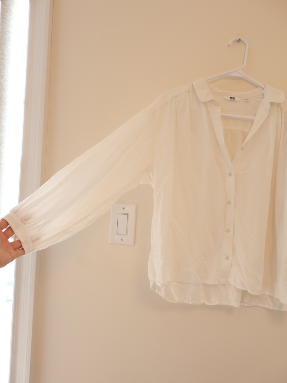 Uniqlo Prairie Peasant Blouse Top White Long Sleeve Button Up Flowy Ren Faire XS - Picture 3 of 7